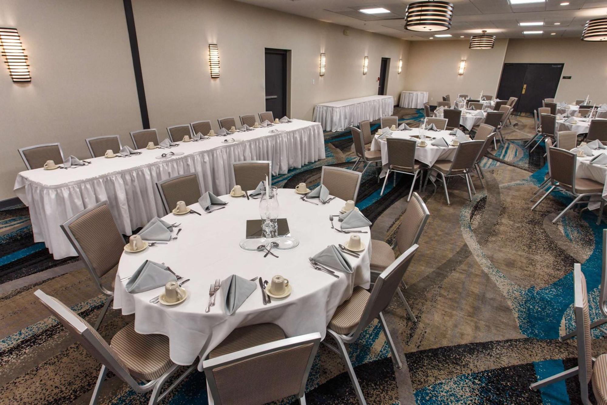 Doubletree By Hilton Neenah Exteriér fotografie