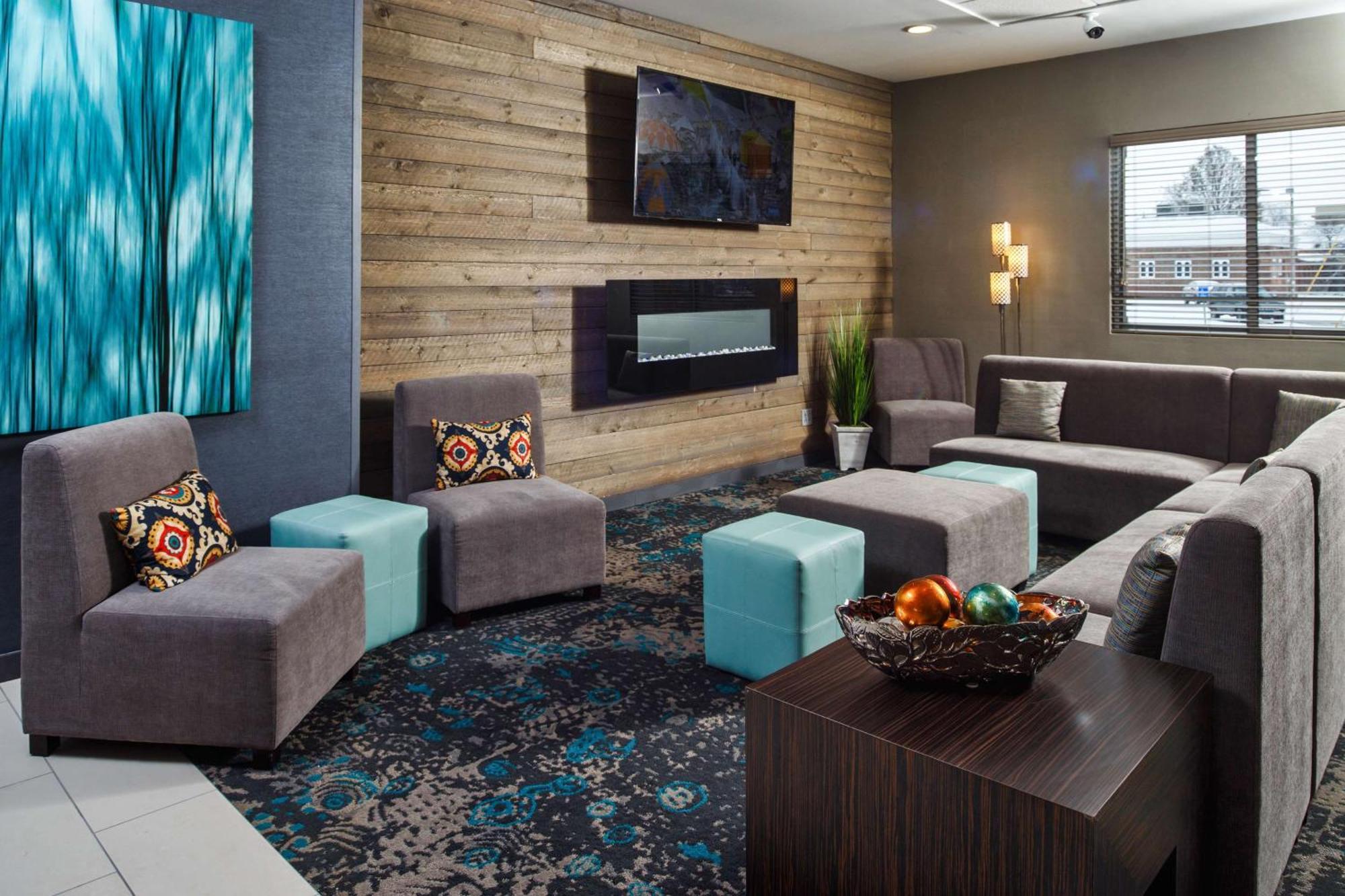 Doubletree By Hilton Neenah Exteriér fotografie