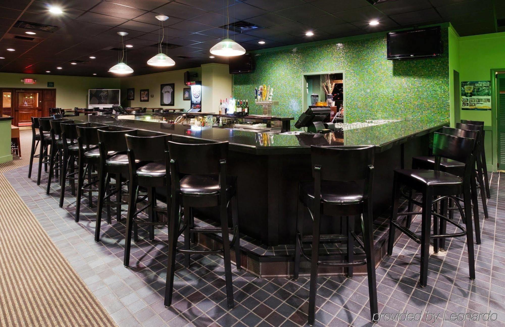 Doubletree By Hilton Neenah Exteriér fotografie