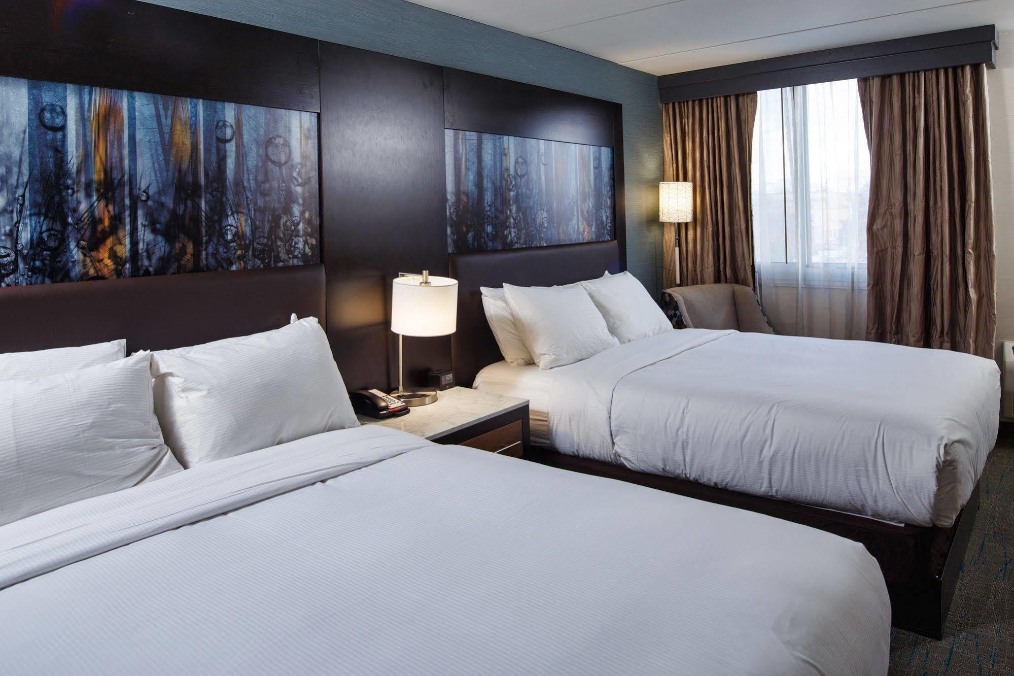 Doubletree By Hilton Neenah Exteriér fotografie